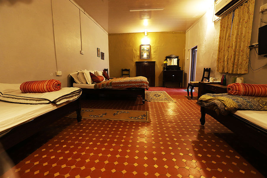 lluxury-hotels-in-mount-abu